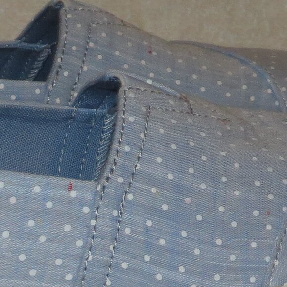 Toms Slip-Ons Ladies Size 8 NWOT - Picture 6 of 6